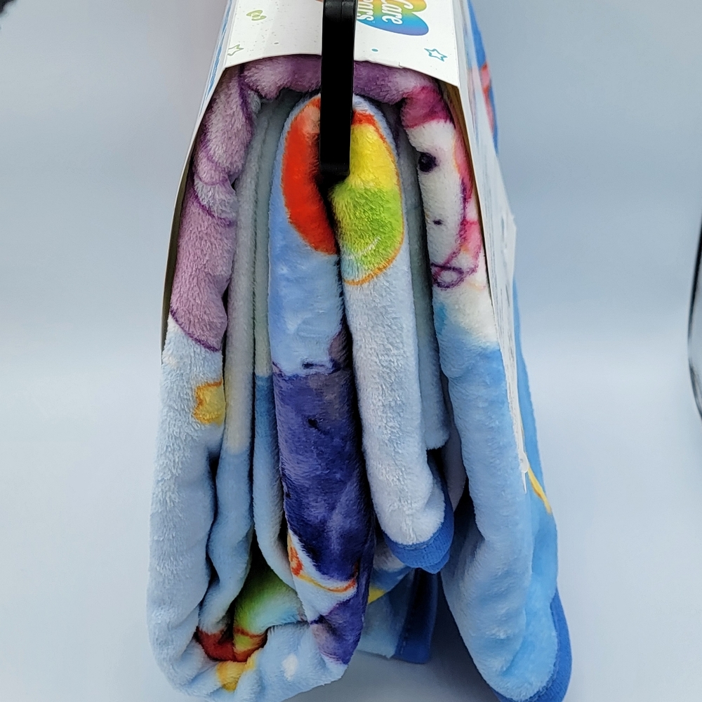 Hello Kitty & Care Bears Plush Throw Blanket NEW #1790 & 1791 - Picture 7 of 14